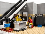 LEGO® Creator Grand Emporium 10211 released in 2010 - Image: 5