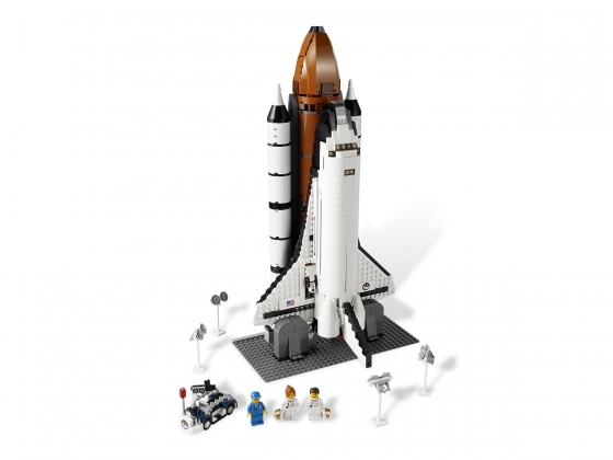 LEGO® Sculptures Shuttle Expedition 10231 released in 2011 - Image: 1