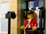LEGO® Creator Polizeistation 10278 erschienen in 2020 - Bild: 15
