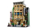 LEGO® Creator Police Station 10278 released in 2020 - Image: 3