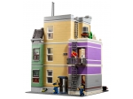 LEGO® Creator Police Station 10278 released in 2020 - Image: 5