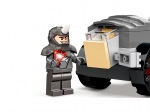 LEGO® Juniors Hulks und Rhinos Truck-Duell 10782 erschienen in 2022 - Bild: 5