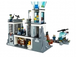 LEGO® Town Prison Island 60130 released in 2016 - Image: 4