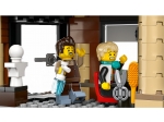 LEGO® City Stadtzentrum 60380 erschienen in 2023 - Bild: 7
