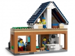LEGO® City Familienhaus mit Elektroauto 60398 erschienen in 2023 - Bild: 3