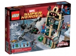 LEGO® Marvel Super Heroes Spider-Man™: Daily Bugle Showdown 76005 released in 2013 - Image: 2