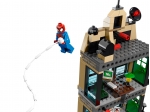 LEGO® Marvel Super Heroes Spider-Man™: Daily Bugle Showdown 76005 released in 2013 - Image: 5