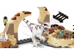 LEGO® Jurassic World Atrociraptor: Motorradverfolgungsjagd 76945 erschienen in 2022 - Bild: 3