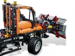 LEGO® Technic Mercedes-Benz Unimog U 400 8110 released in 2011 - Image: 5