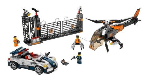 LEGO® Agents Mission 5: Turbocar Chase 8634 released in 2008 - Image: 1