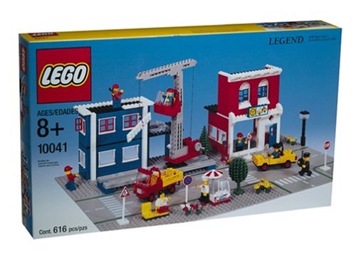 LEGO® Town Main Street, Reissue 10041 released in 2003 - Image: 1