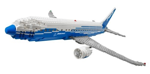 LEGO® Sculptures Boeing 787 Dreamliner 10177 released in 2006 - Image: 1