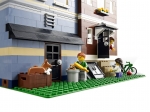 LEGO® Creator Zoohandlung 10218 erschienen in 2011 - Bild: 4