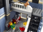 LEGO® Creator Pet Shop 10218 released in 2011 - Image: 5