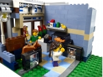LEGO® Creator Zoohandlung 10218 erschienen in 2011 - Bild: 6