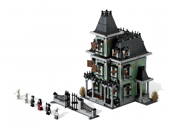 LEGO® Monster Fighters Haunted House 10228 released in 2012 - Image: 1