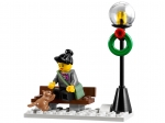 LEGO® Seasonal Winterlicher Markt 10235 erschienen in 2013 - Bild: 6