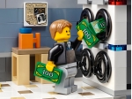 LEGO® Creator Brick Bank 10251 released in 2016 - Image: 8