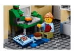 LEGO® Creator Stadtleben 10255 erschienen in 2017 - Bild: 17
