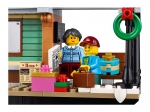 LEGO® Creator Winterlicher Bahnhof 10259 erschienen in 2017 - Bild: 5