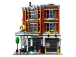 LEGO® Creator Corner Garage 10264 released in 2019 - Image: 11