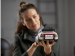 LEGO® Creator Porsche 911 10295 released in 2021 - Image: 21