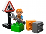 LEGO® Duplo Großer Frontlader 10520 erschienen in 2013 - Bild: 4