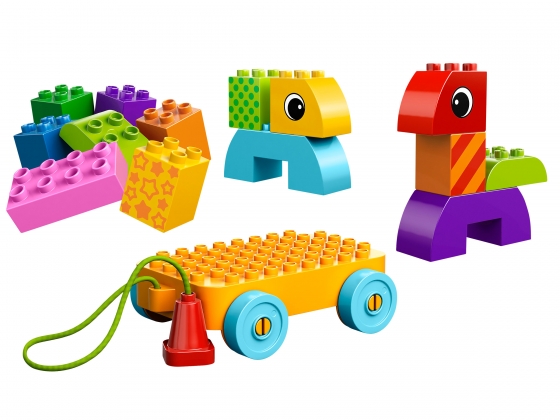 LEGO® Duplo Toddler Build and Pull Along 10554 released in 2013 - Image: 1