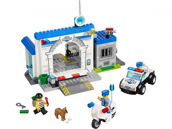 LEGO® Juniors Police – The Big Escape 10675 released in 2014 - Image: 1