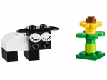 LEGO® Classic Creative Bricks 10692 released in 2015 - Image: 6