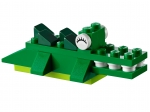 LEGO® Classic Mittelgroße Bausteine-Box 10696 erschienen in 2015 - Bild: 3