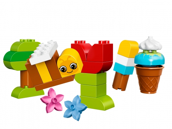 LEGO® Duplo Creative Chest 10817 released in 2016 - Image: 1