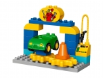 LEGO® Duplo Town Square 10836 released in 2017 - Image: 4