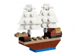 LEGO® Classic Bricks and Lights 11009 released in 2020 - Image: 15