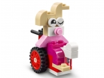 LEGO® Classic Steinebox mit Rädern 11014 erschienen in 2021 - Bild: 9