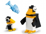 LEGO® Classic Around the World 11015 released in 2021 - Image: 16