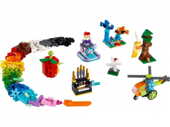 LEGO® Classic Bricks and Functions 11019 released in 2022 - Image: 1