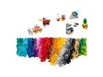 LEGO® Classic 90 Jahre Spielspaß 11021 erschienen in 2022 - Bild: 4