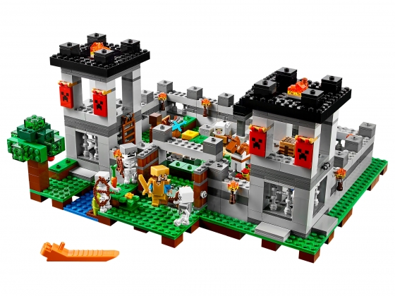 LEGO® Minecraft Die Festung 21127 erschienen in 2016 - Bild: 1