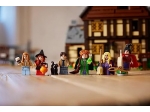 LEGO® Ideas Disney Hocus Pocus: Das Hexenhaus der Sanderson-Schwestern 21341 erschienen in 2023 - Bild: 9