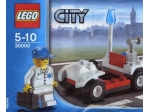 LEGO® Town Doctor With Car 30000 released in 2009 - Image: 2