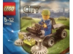 LEGO® Town Mähfahrzeug mit Figur 30224 erschienen in 2013 - Bild: 1