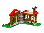 LEGO® Creator Lakeside Lodge 31048 released in 2016 - Image: 7