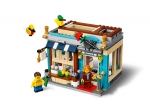 LEGO® Creator Townhouse Toy Store 31105 released in 2020 - Image: 7