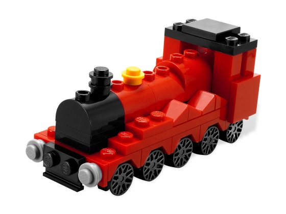 LEGO® Harry Potter Mini Hogwarts Express 40028 released in 2011 - Image: 1