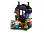 LEGO® Seasonal Trick or Treat 40122 released in 2015 - Image: 1