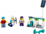 LEGO® City Electric Scooters & Charging Dock 40526 released in 2022 - Image: 1