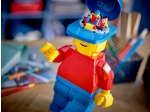 LEGO® Classic Up-Scaled LEGO® Minifigure 40649 released in 2023 - Image: 5