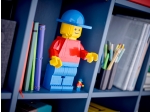 LEGO® Classic Up-Scaled LEGO® Minifigure 40649 released in 2023 - Image: 6