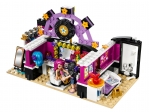 LEGO® Friends Popstar Garderobe 41104 erschienen in 2015 - Bild: 4